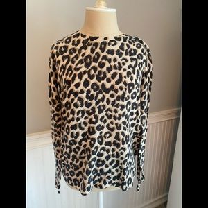 Saks Fifth Avenue 100% cashmere crew neck sweater